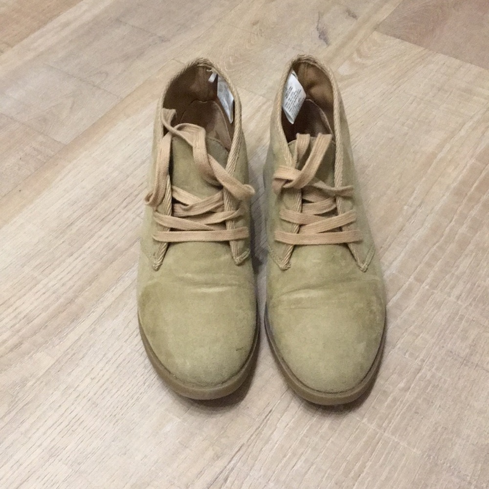 Lace-Up Loafers - Picture 2 of 7